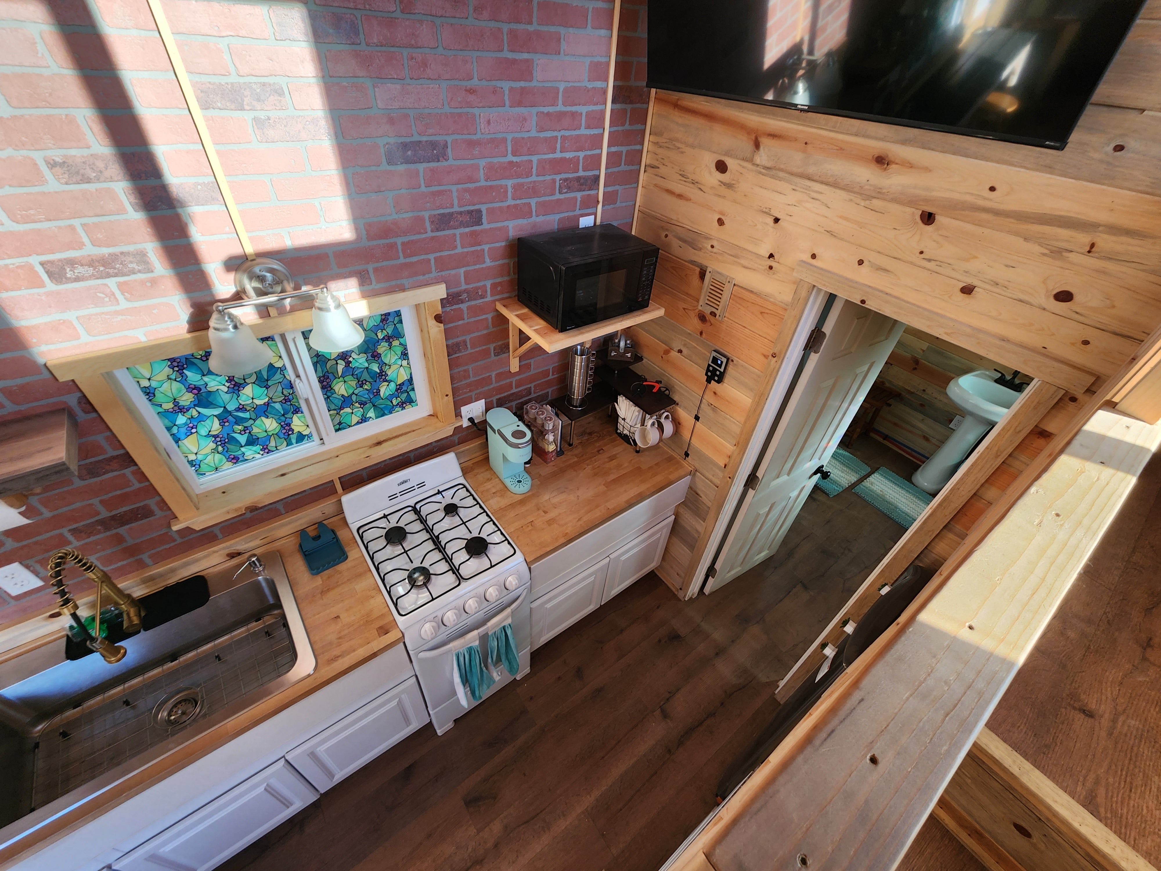 Tiny Home, close to Death Valley