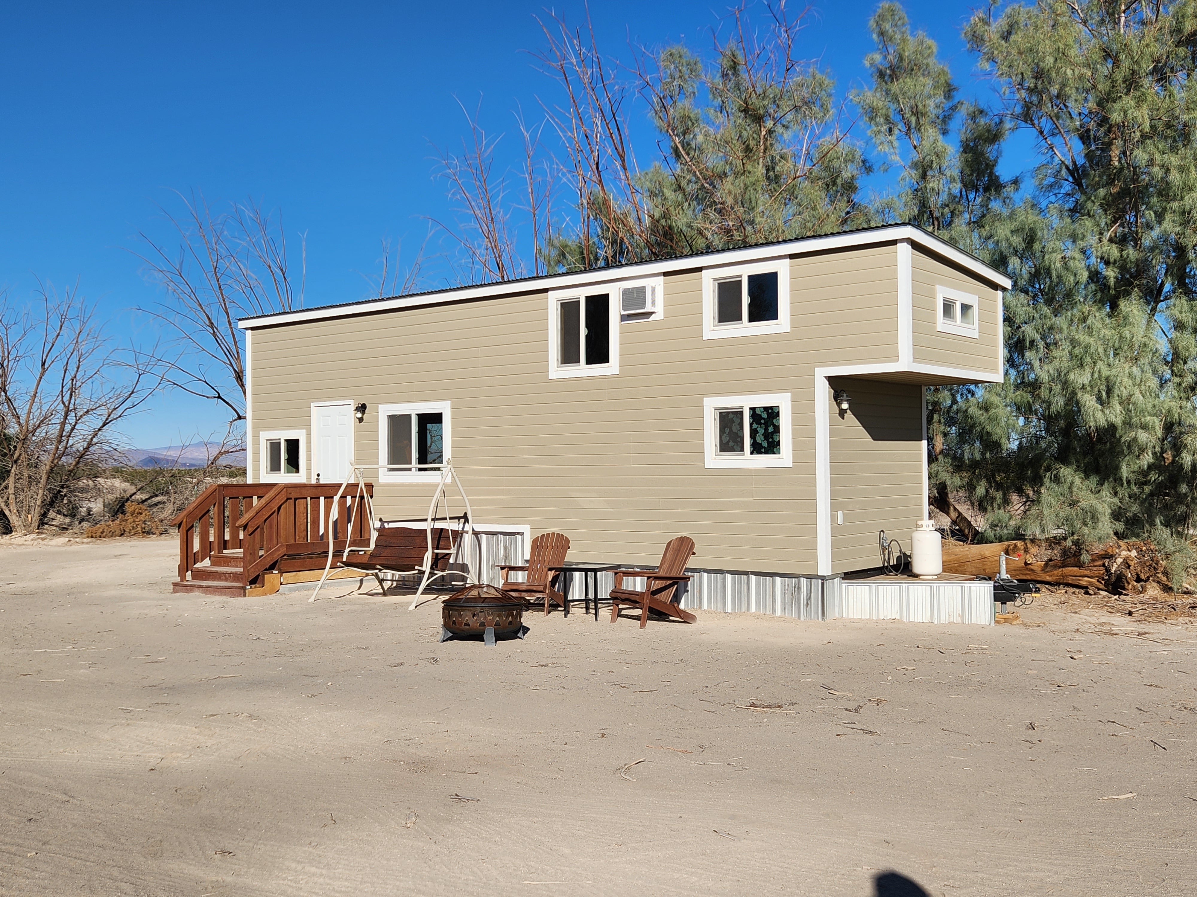 Tiny Home, close to Death Valley