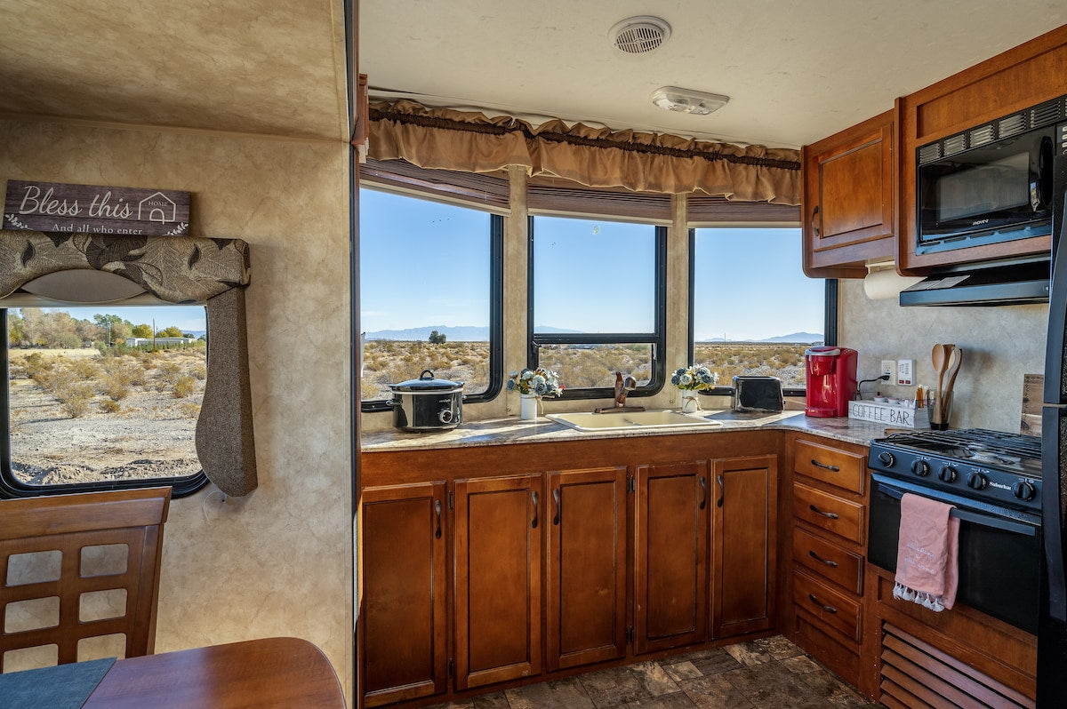 Starry Skies Glamping w/ EV Charger