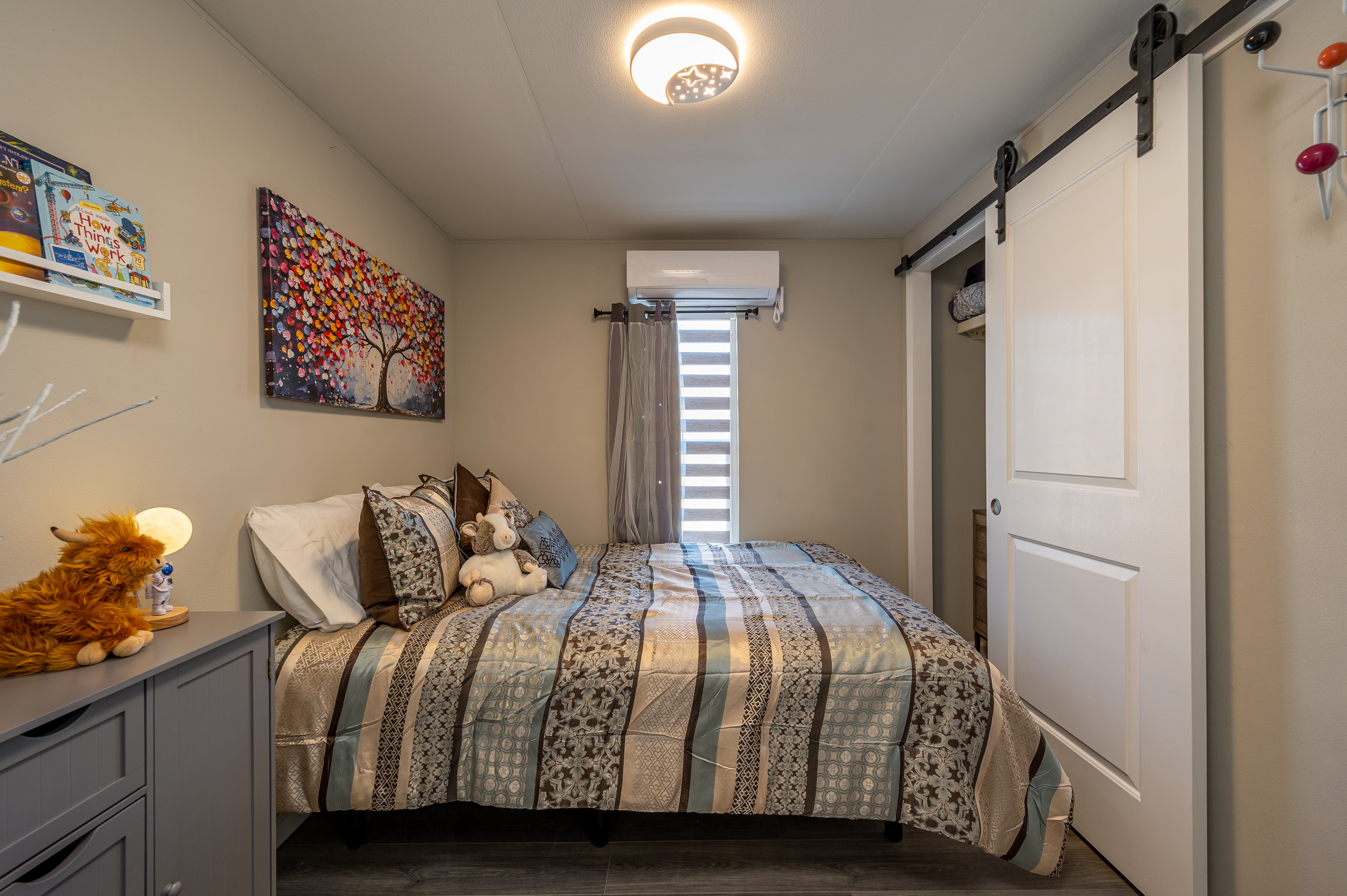 Secluded Western Retreat Near DVNP,  EV Charger
