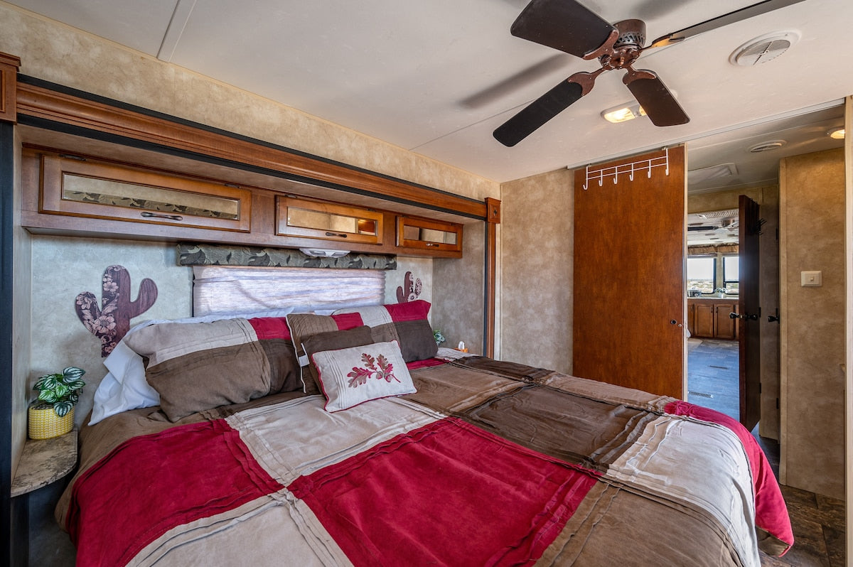 Starry Skies Glamping w/ EV Charger